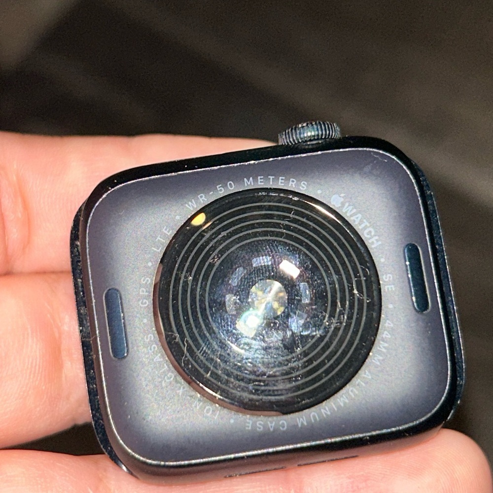Apple Watch SE 44MM Black - Picture 6 of 7